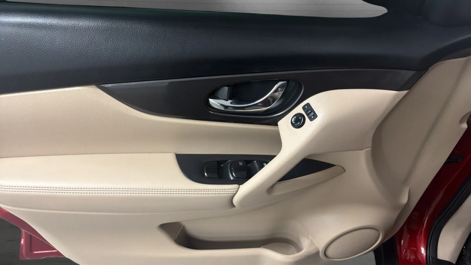 Nissan Rogue photo 17