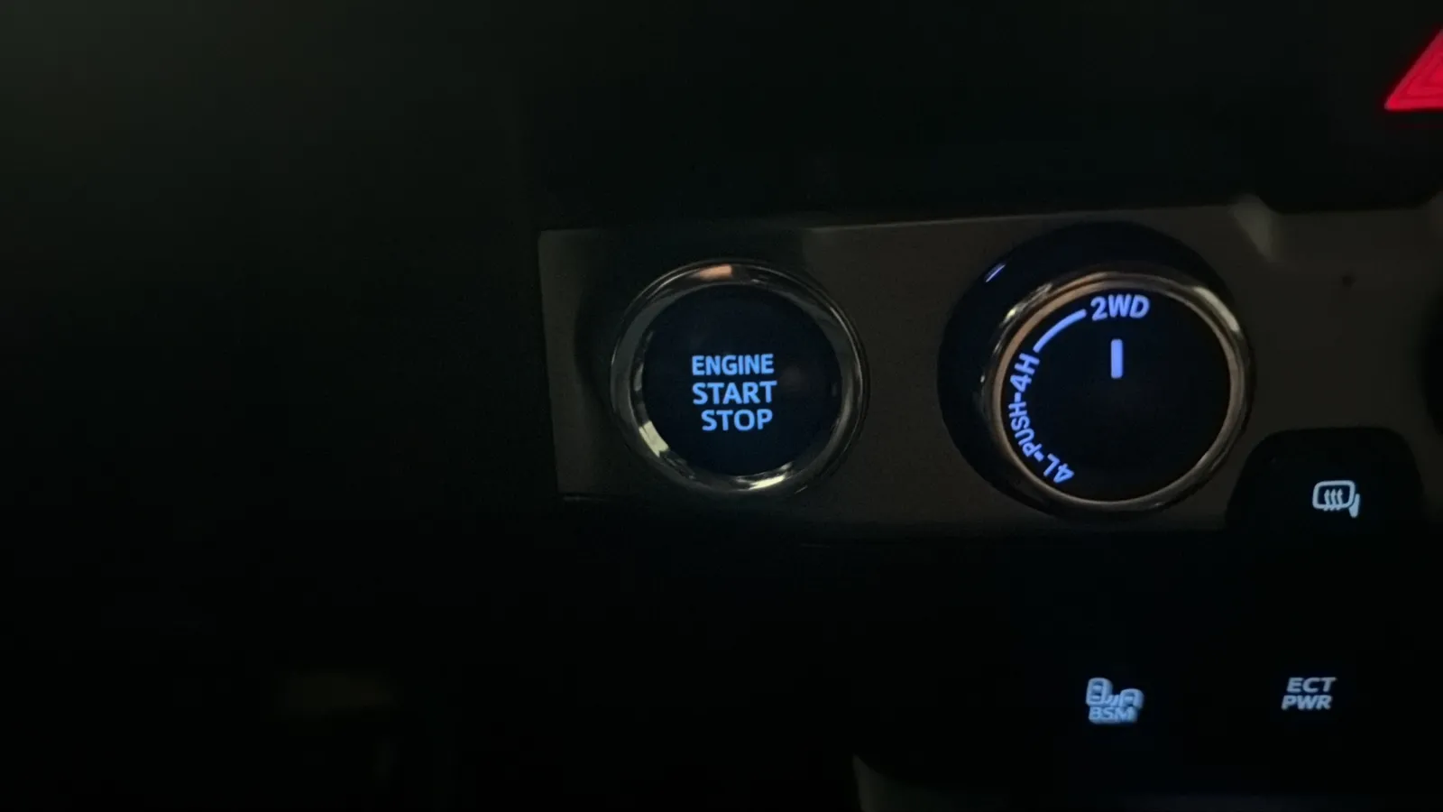 Toyota Tacoma photo 15