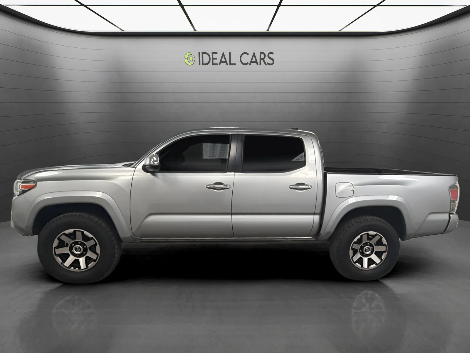 Toyota Tacoma photo 8
