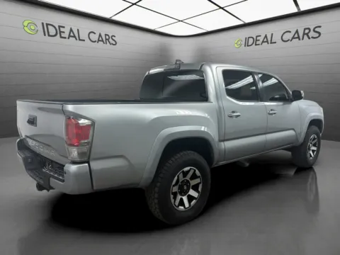 More photos of 2017 Toyota Tacoma Limited at Ideal Cars - East Mesa (Hill), AZ