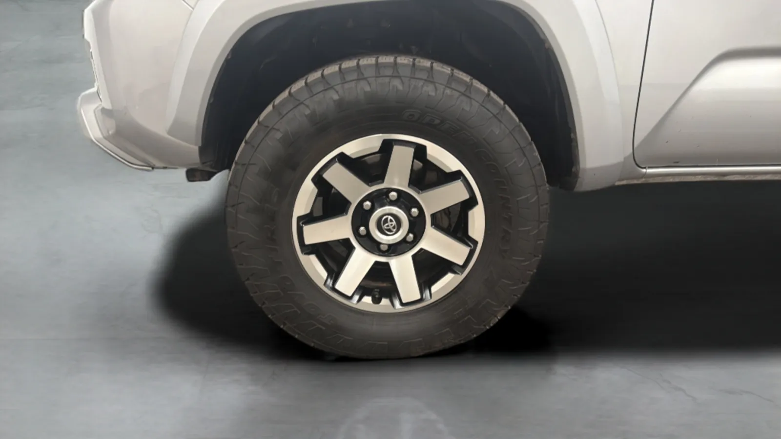 Toyota Tacoma photo 30