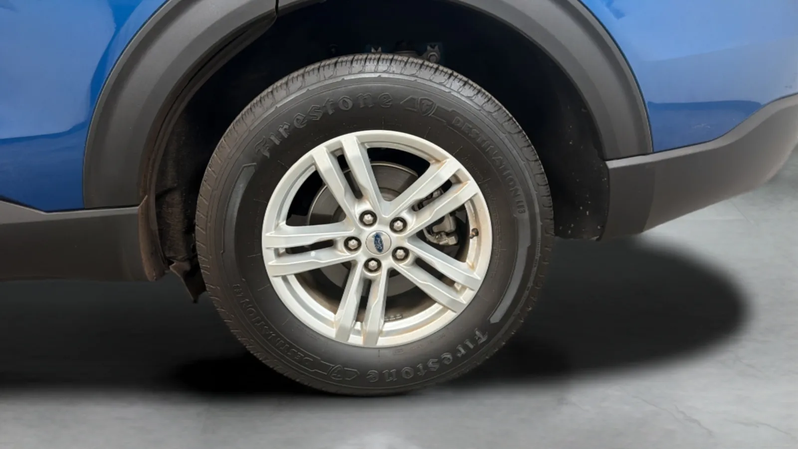 Ford Explorer photo 26