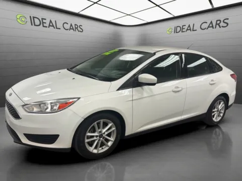 White 2018 Ford Focus SE for sale in Mesa, AZ
