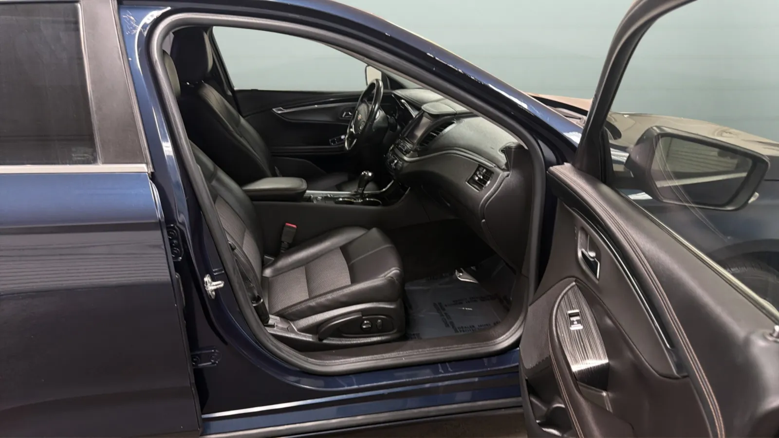 Chevrolet Impala photo 22