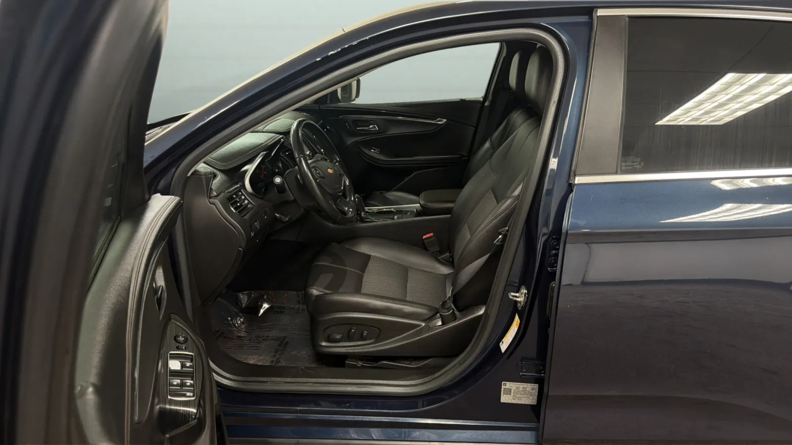 Chevrolet Impala photo 21