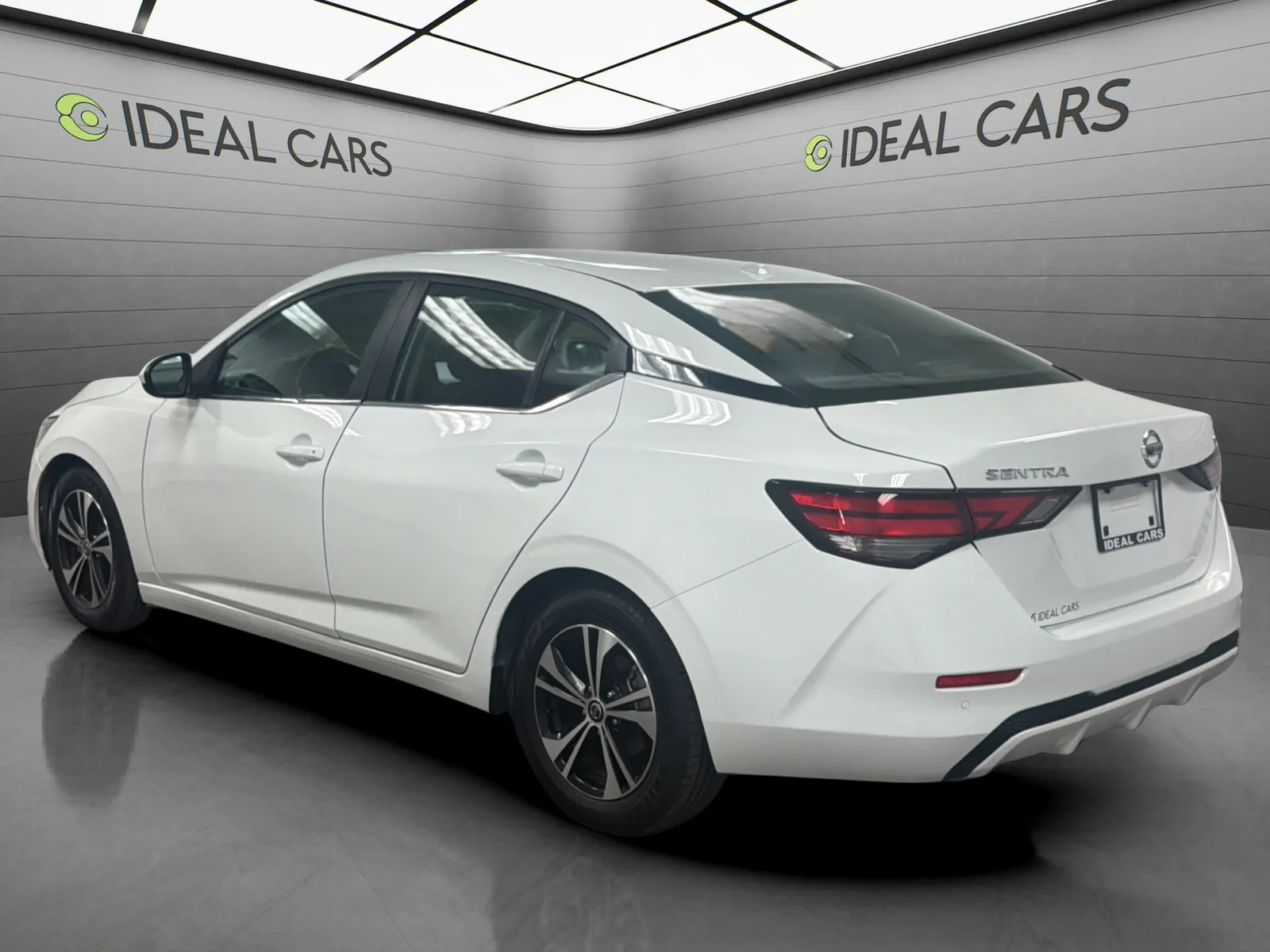 Nissan Sentra photo 7