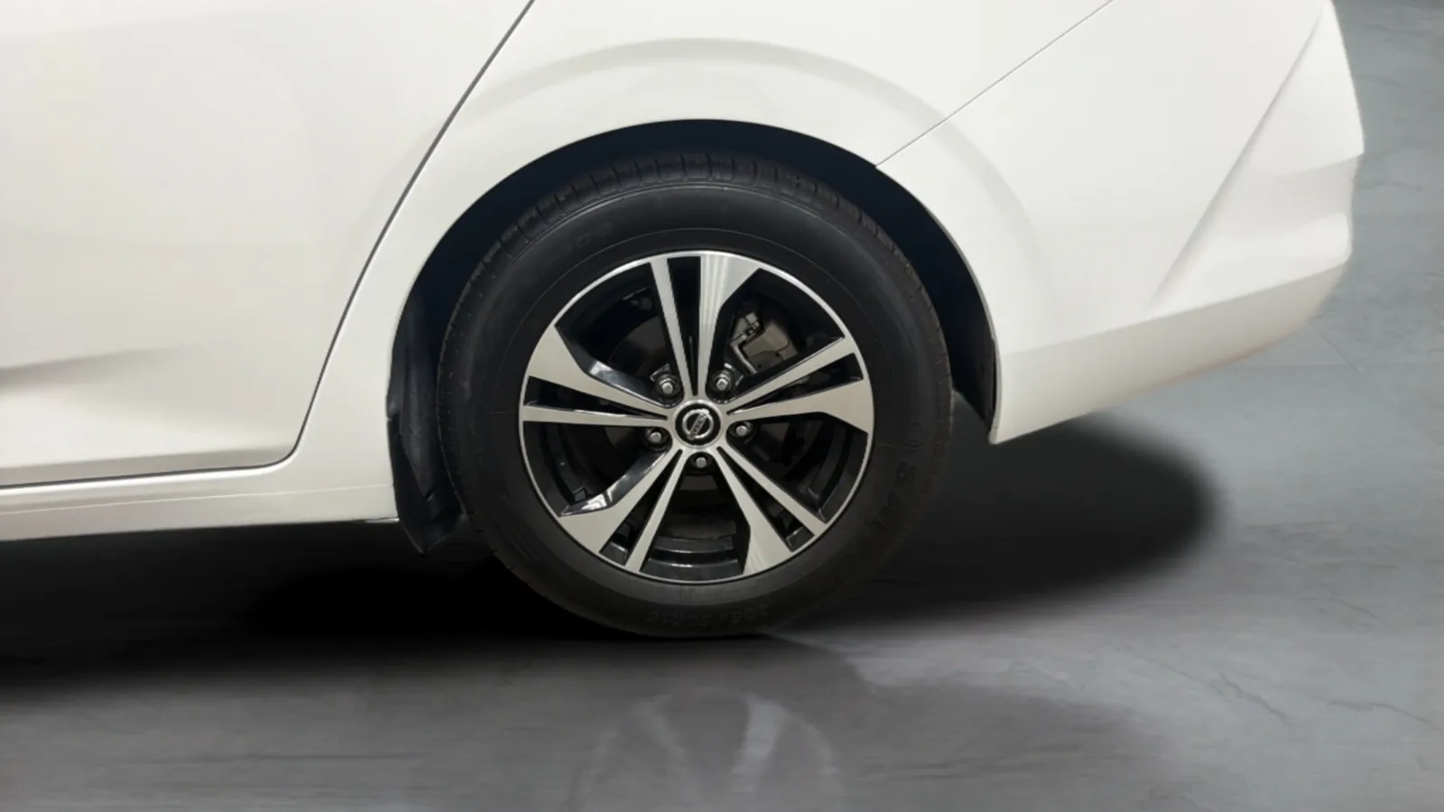Nissan Sentra photo 26