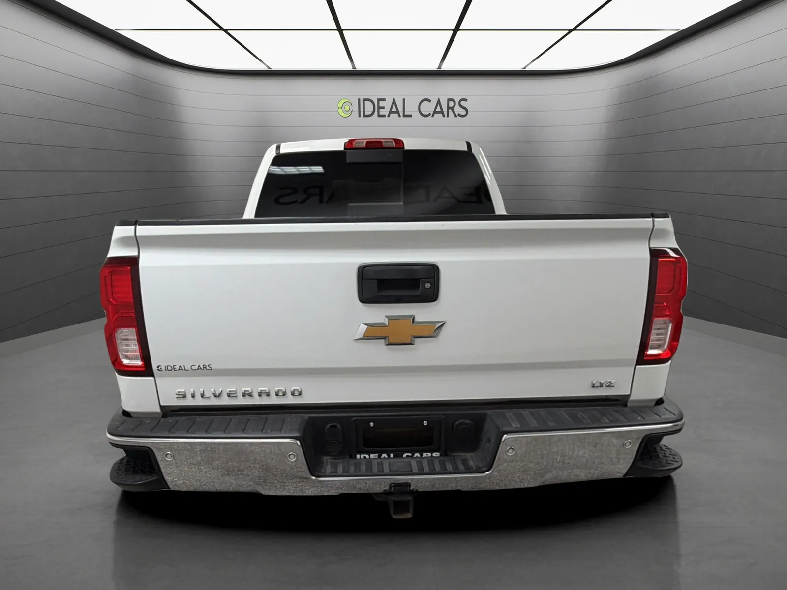 Chevrolet Silverado photo 6