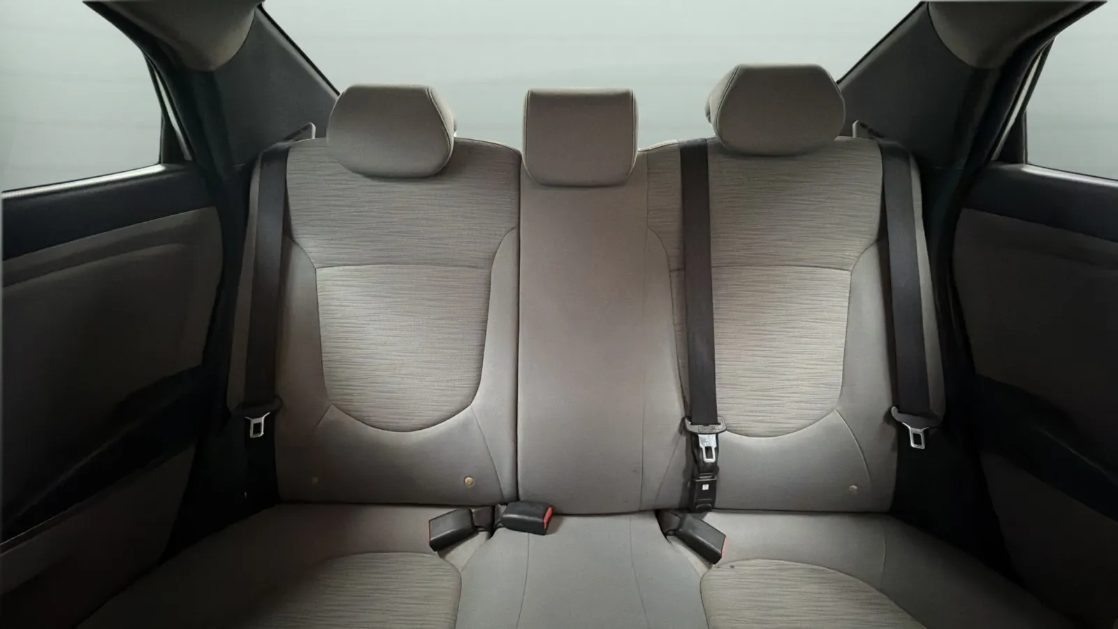 Hyundai Accent photo 17