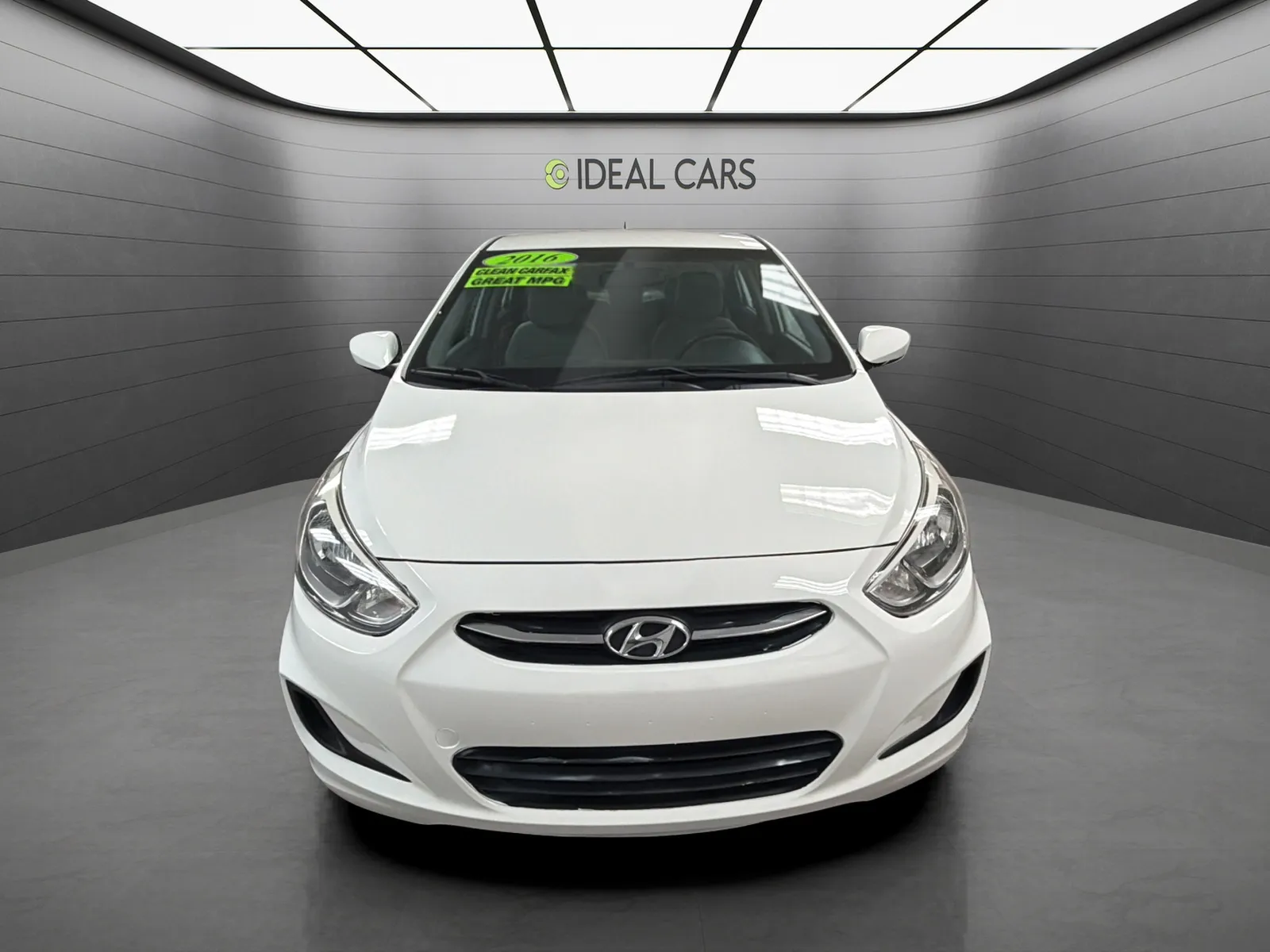 Hyundai Accent photo 2