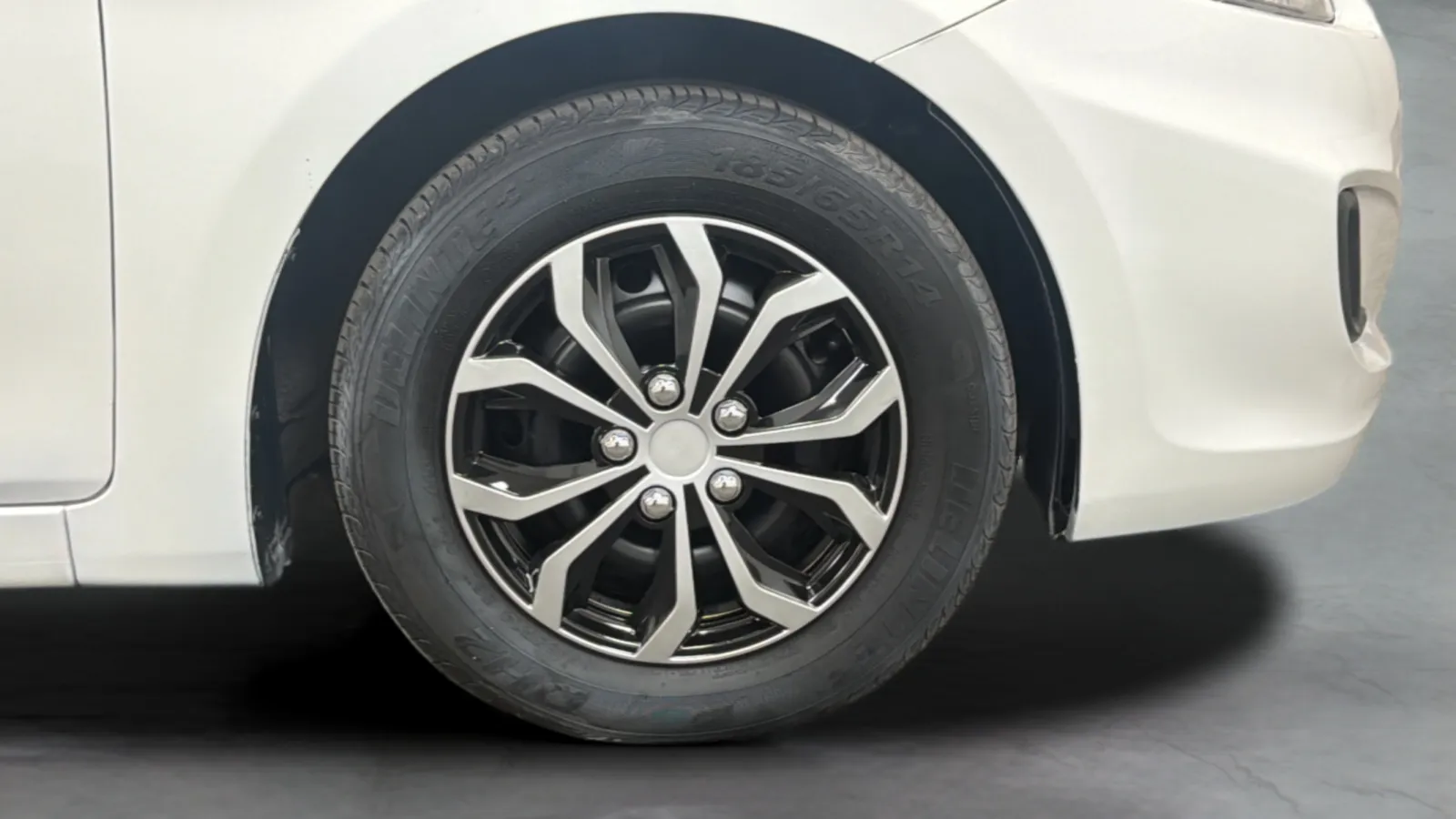 Hyundai Accent photo 22