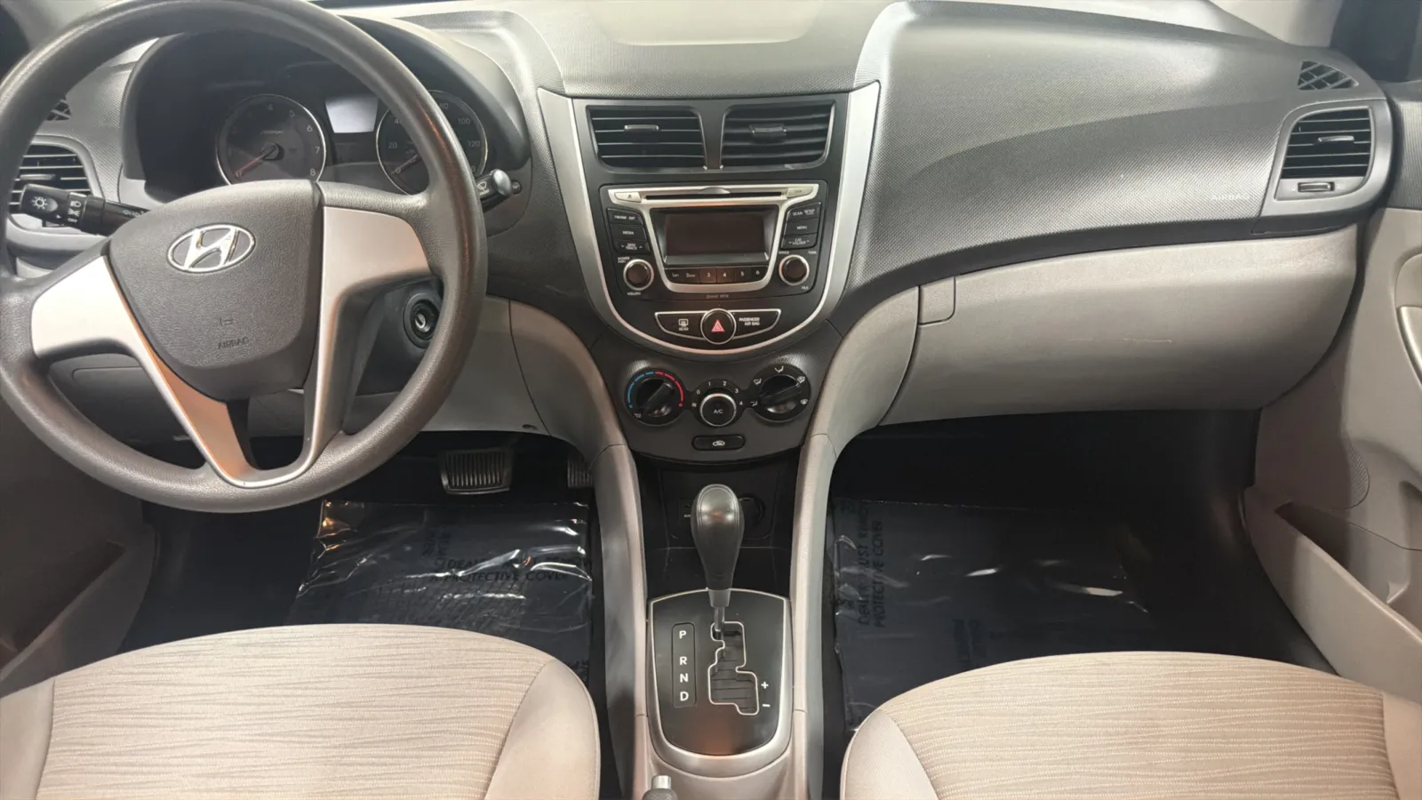 Hyundai Accent photo 14