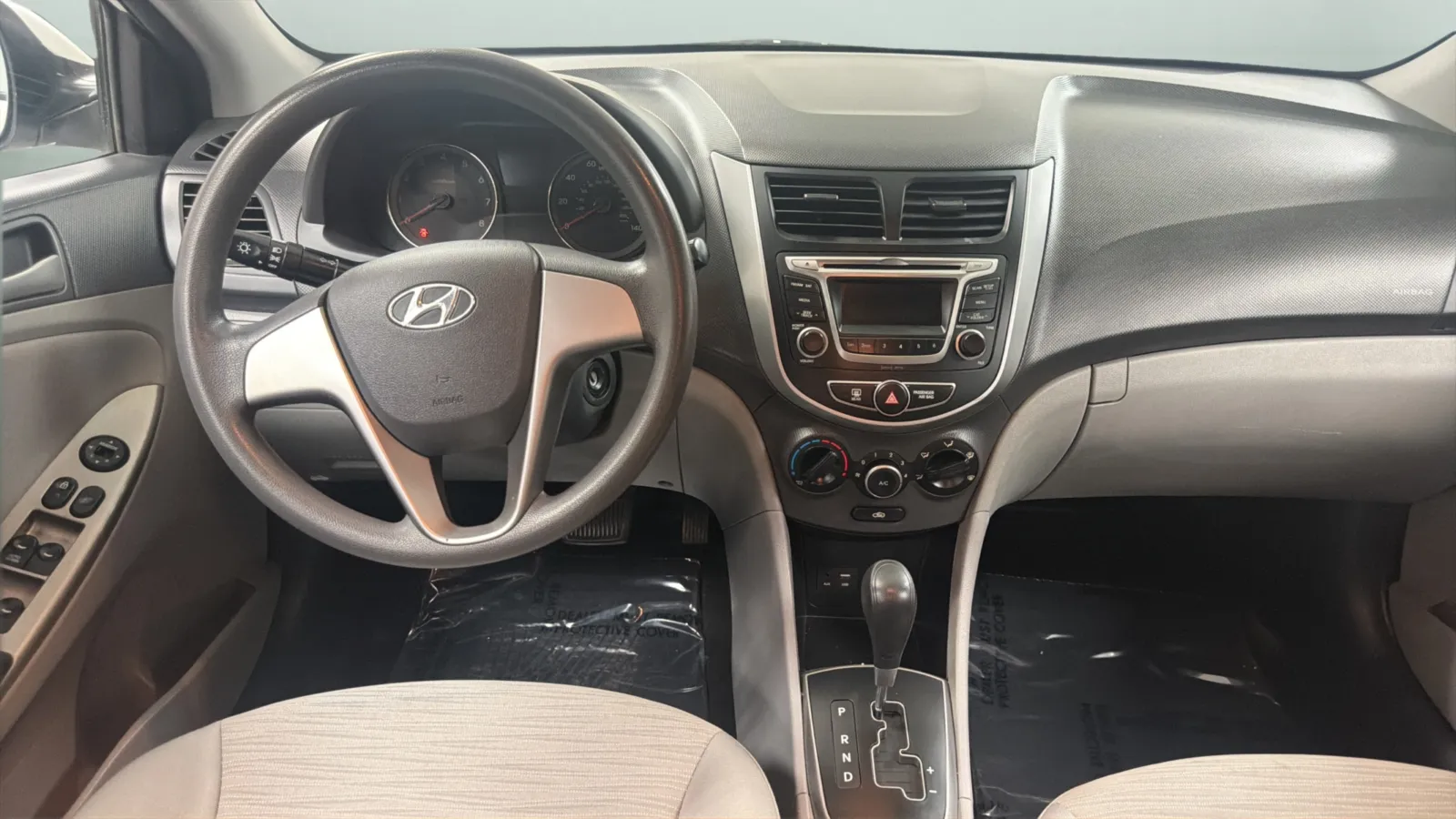 Hyundai Accent photo 10