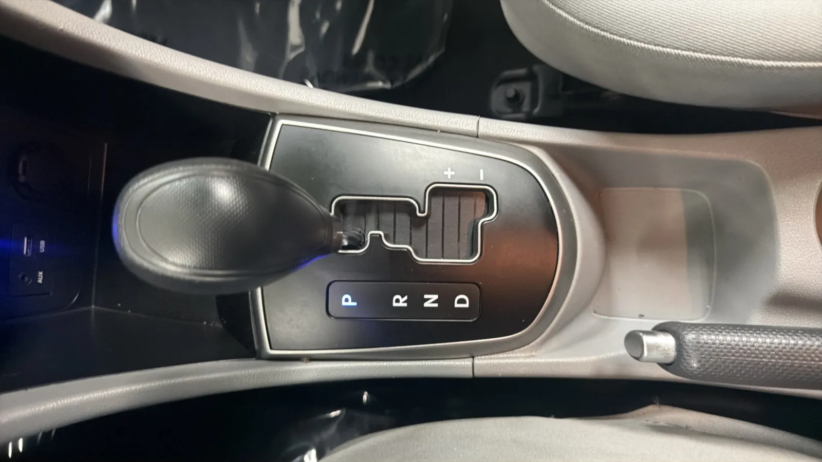 Hyundai Accent photo 12