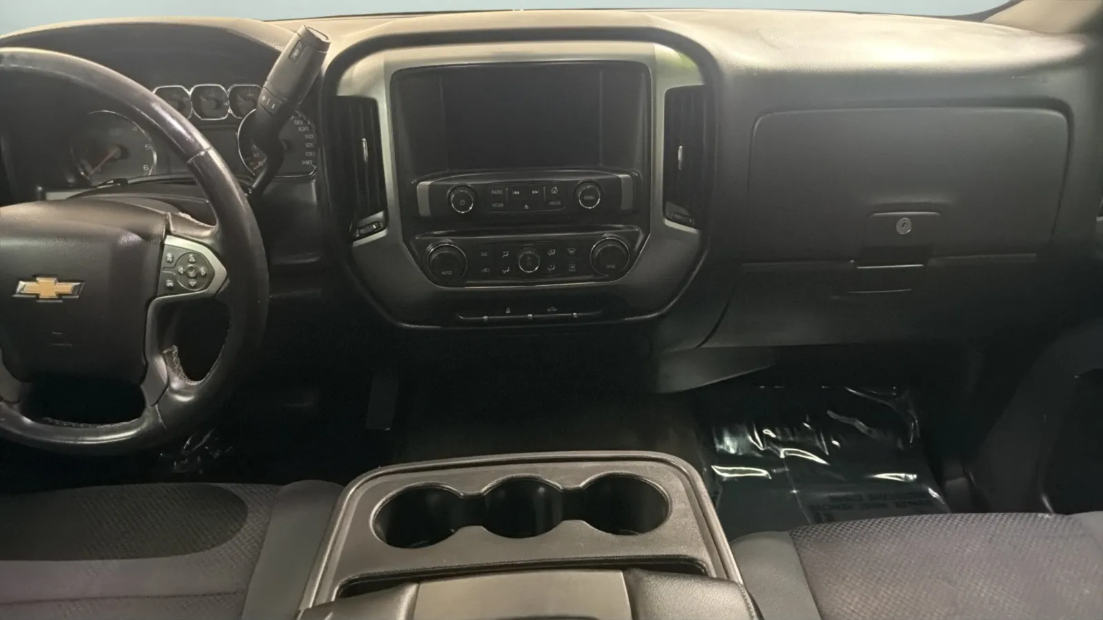 Chevrolet Silverado photo 15