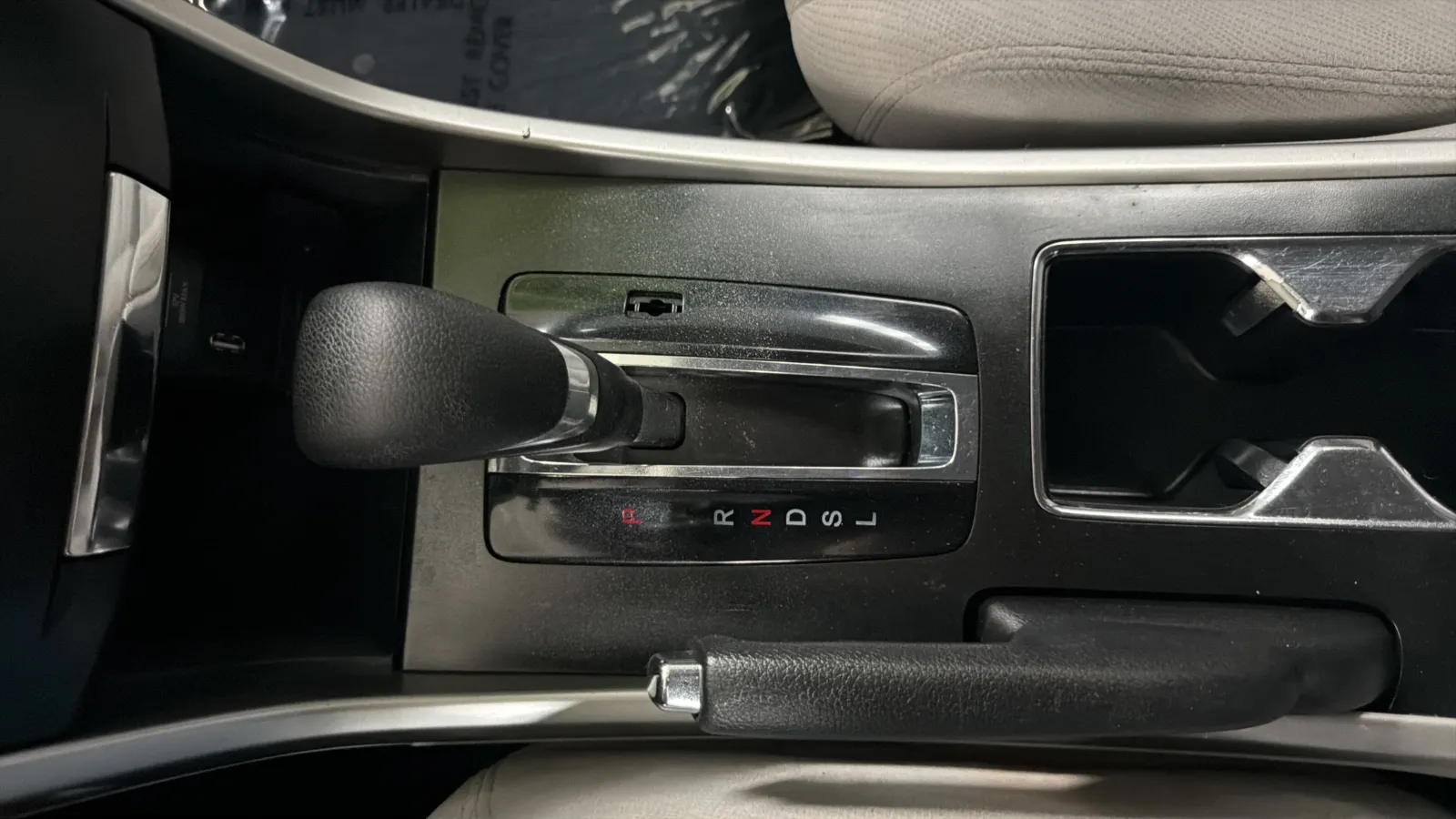 Honda Accord photo 12
