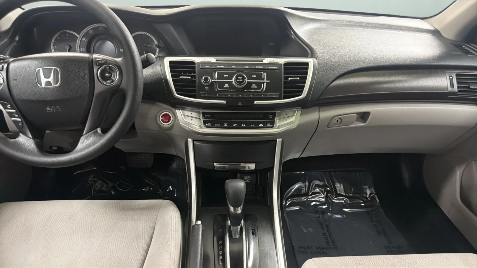 Honda Accord photo 16