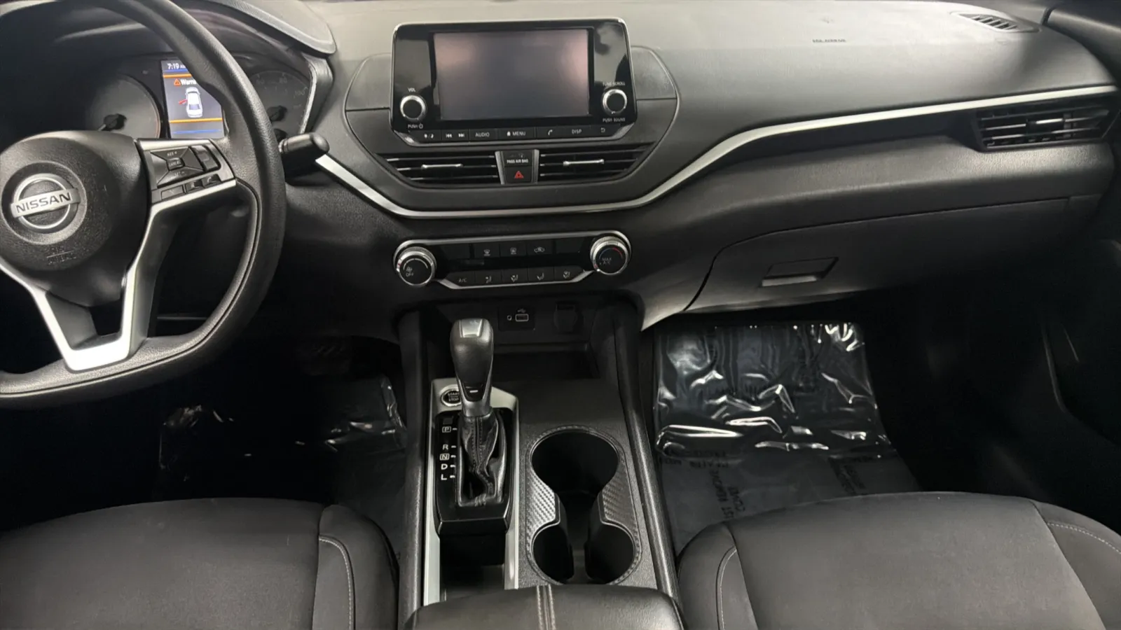 Nissan Altima photo 15