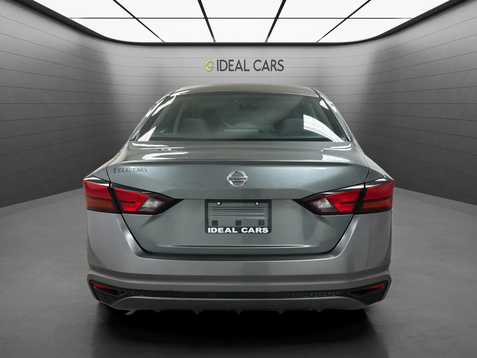 Nissan Altima photo 6