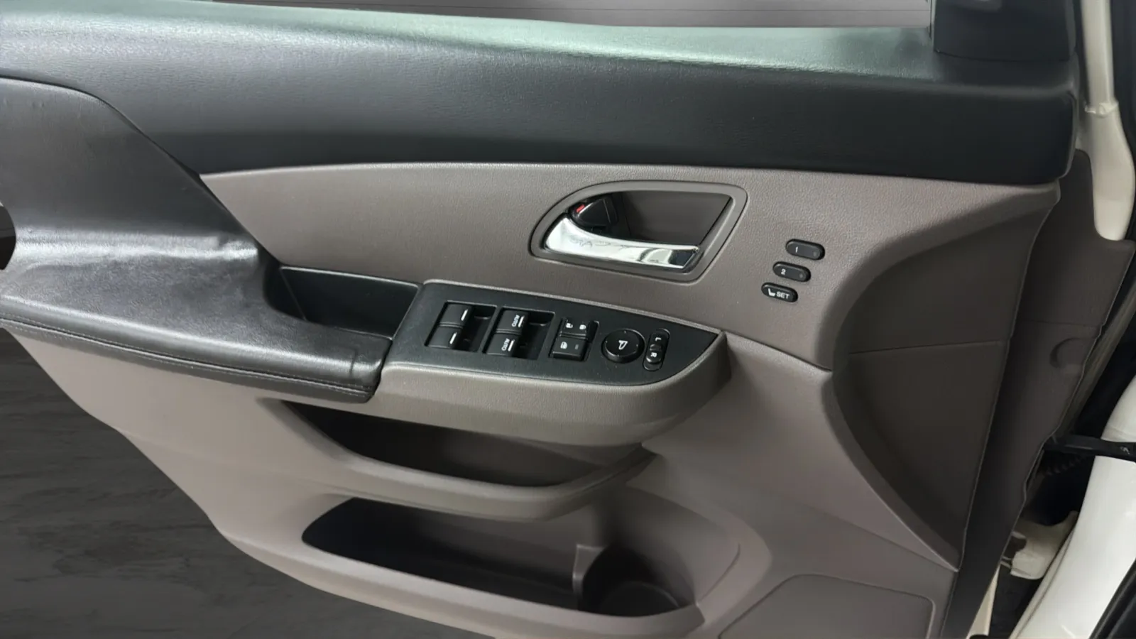 Honda Odyssey photo 17