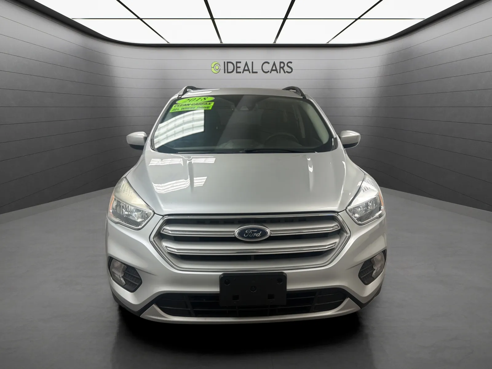 Ford Escape photo 2