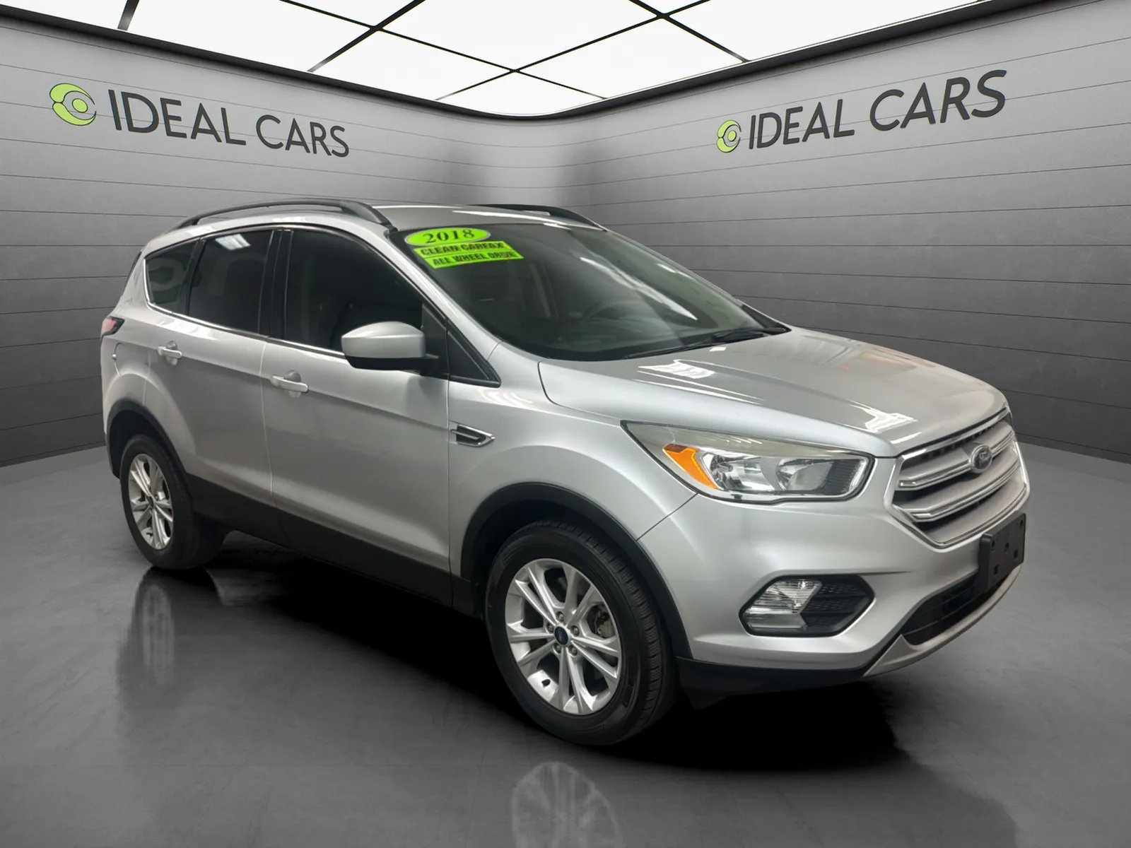 Ford Escape photo 3