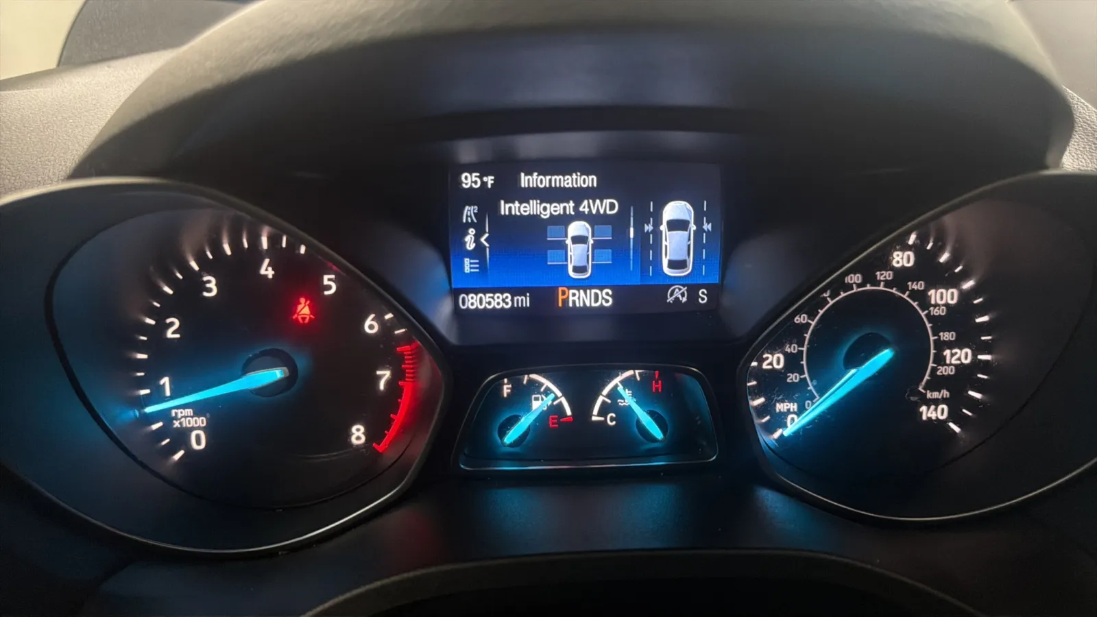 Ford Escape photo 11