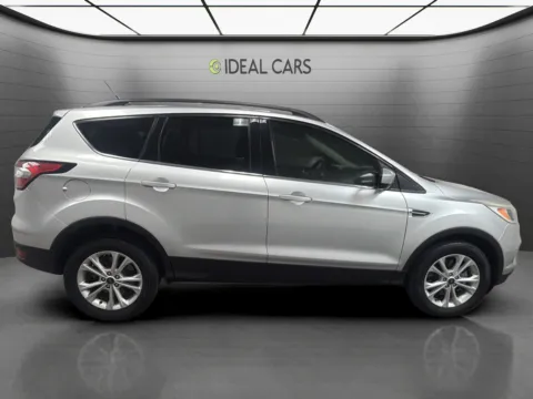 More photos of 2018 Ford Escape SE at Ideal Cars - East Mesa (Hill), AZ