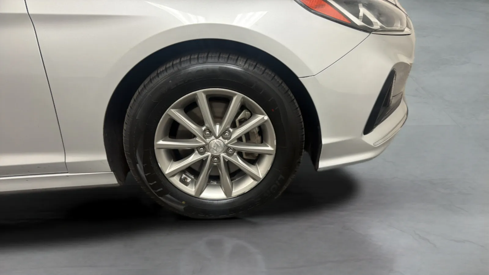 Hyundai Sonata photo 24