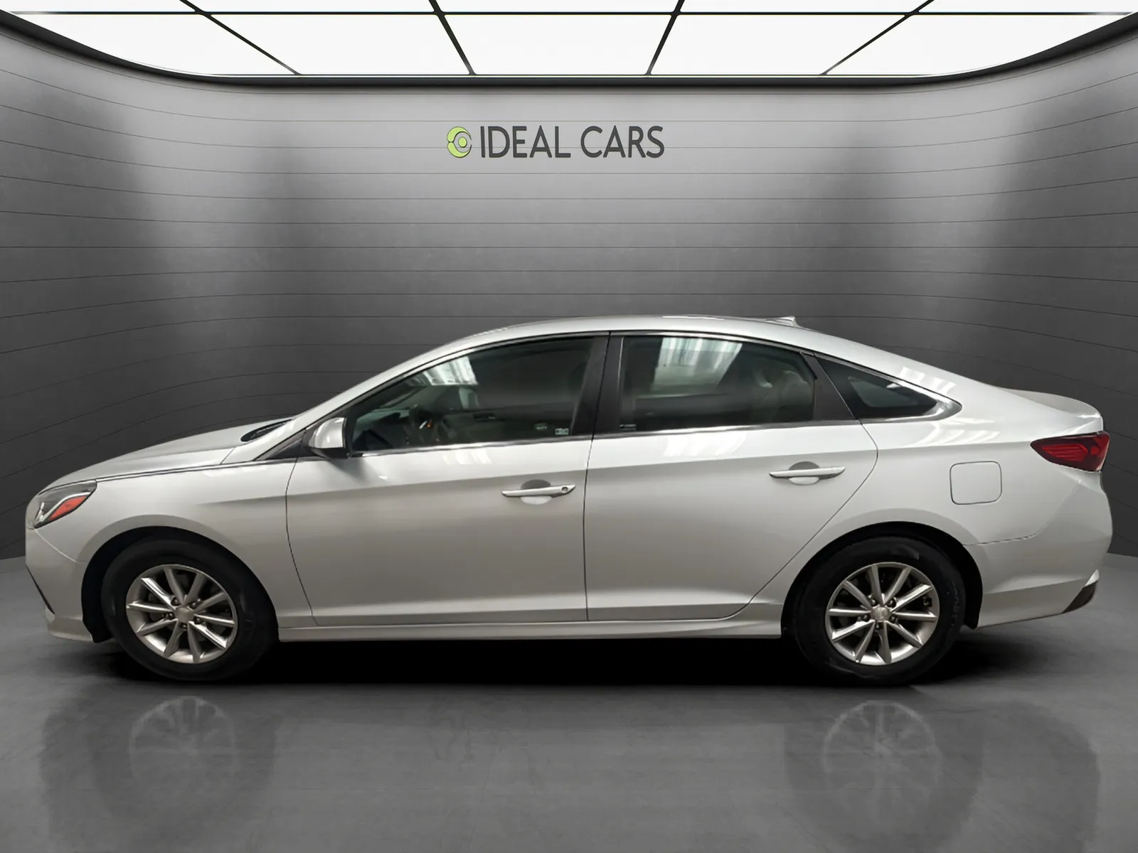 Hyundai Sonata photo 8