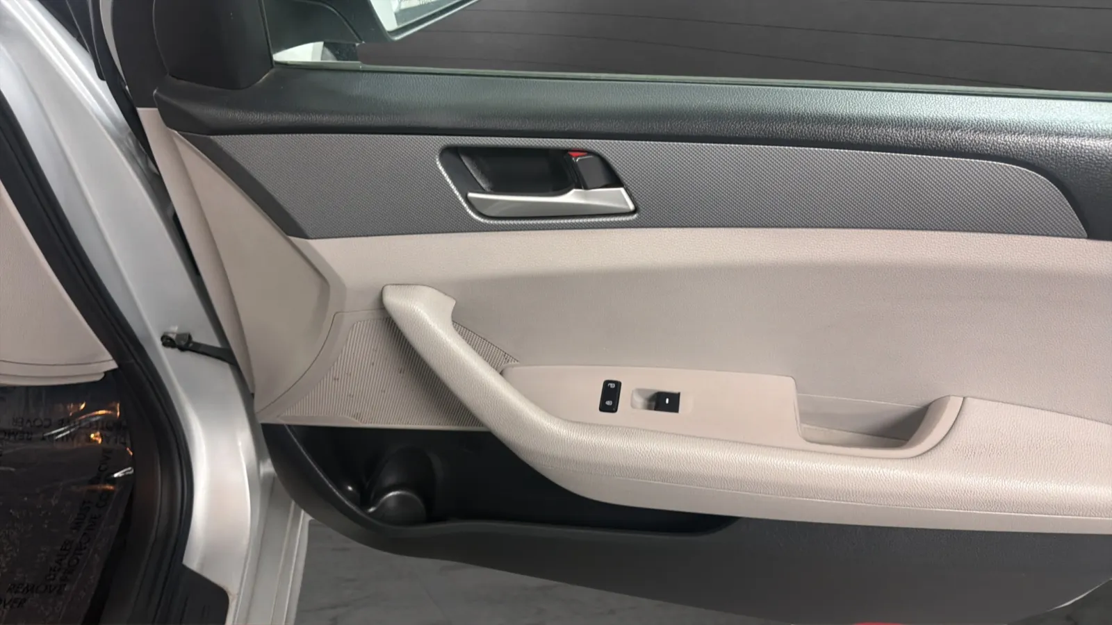 Hyundai Sonata photo 17