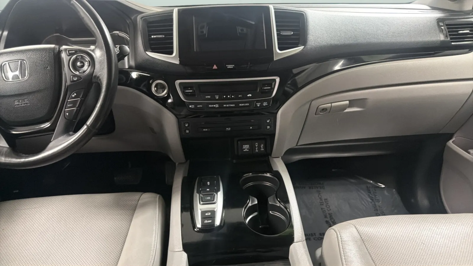 Honda Pilot photo 16