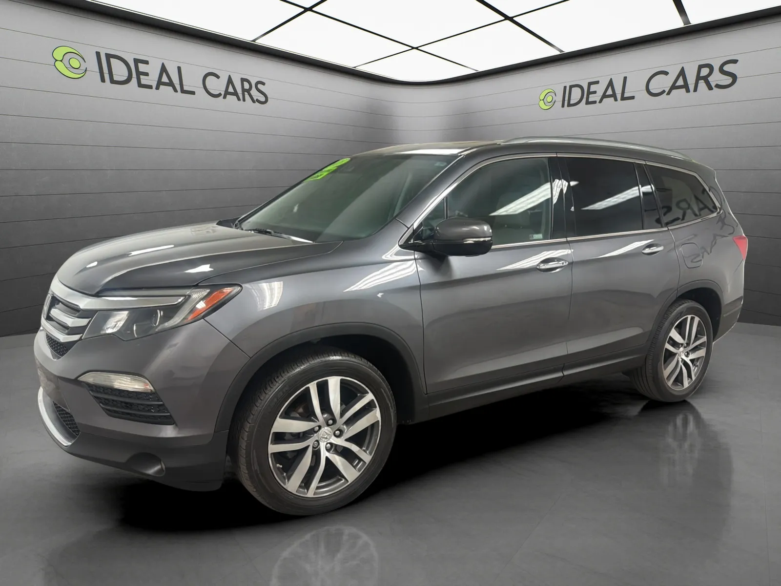 Gray 2018 Honda Pilot Elite for sale in Mesa, AZ
