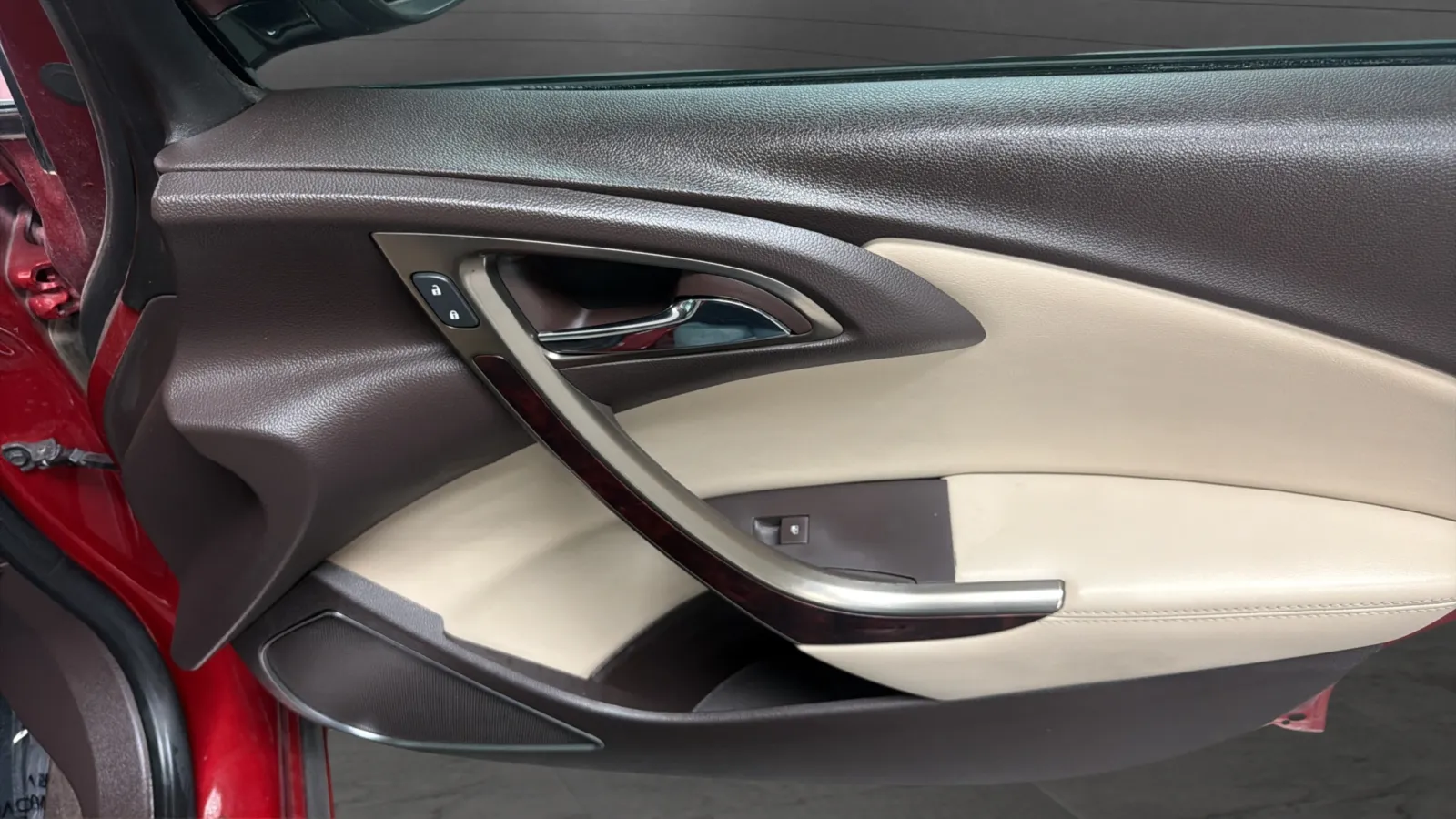 Buick Verano photo 18