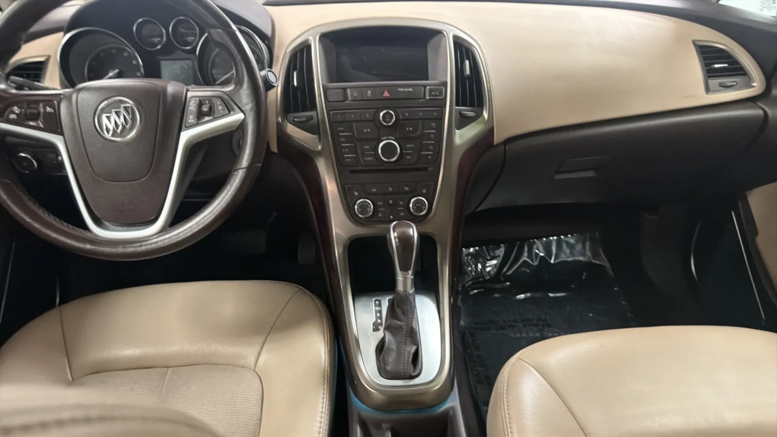 Buick Verano photo 16