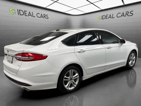 More photos of 2018 Ford Fusion SE at Ideal Cars - East Mesa (Hill), AZ
