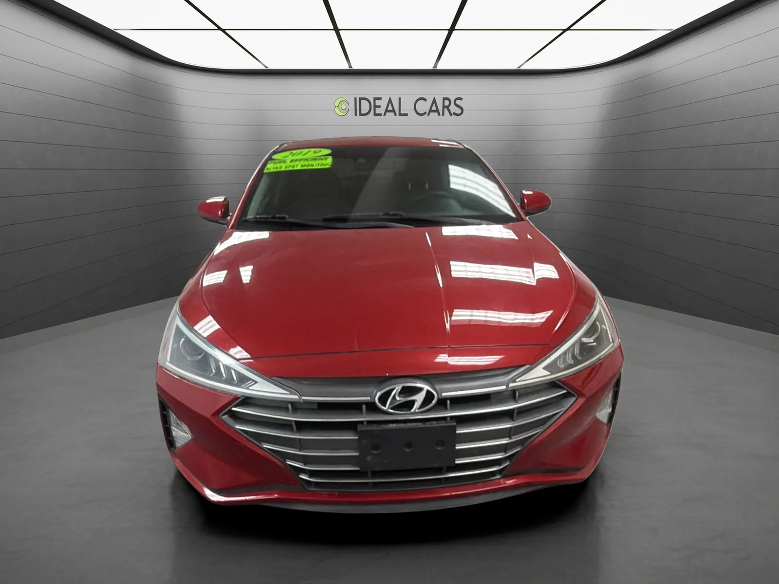 Hyundai Elantra photo 2