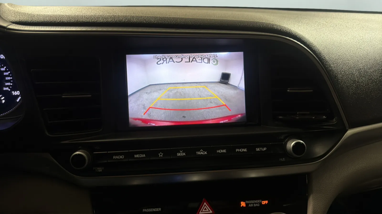 Hyundai Elantra photo 14