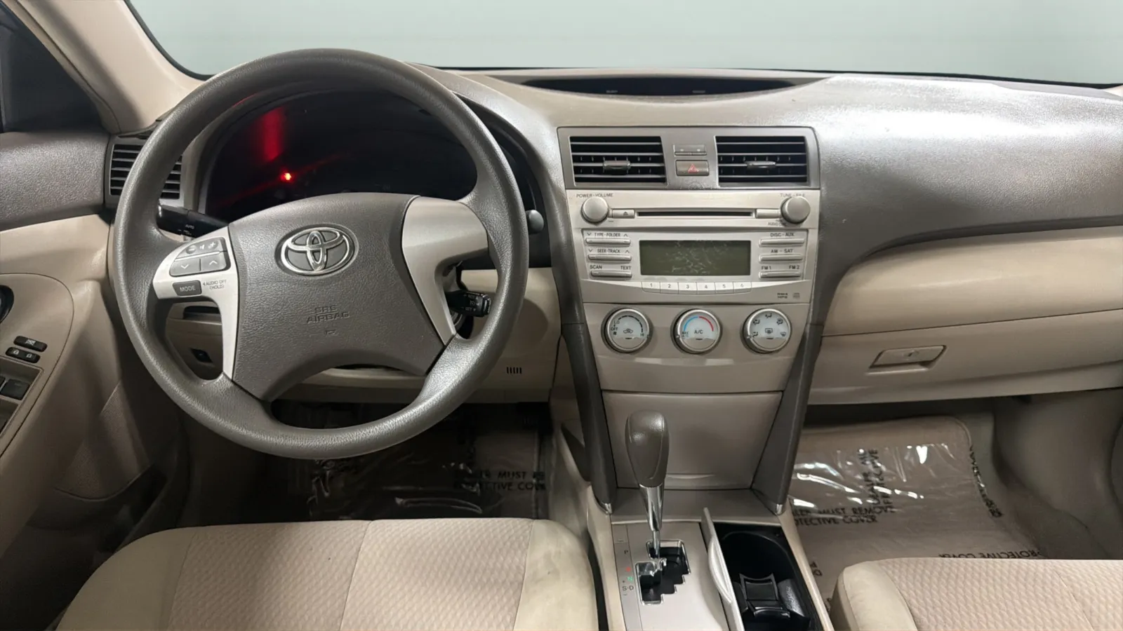 Toyota Camry photo 10