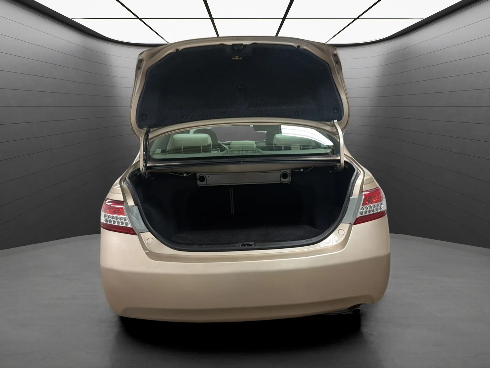 Toyota Camry photo 18