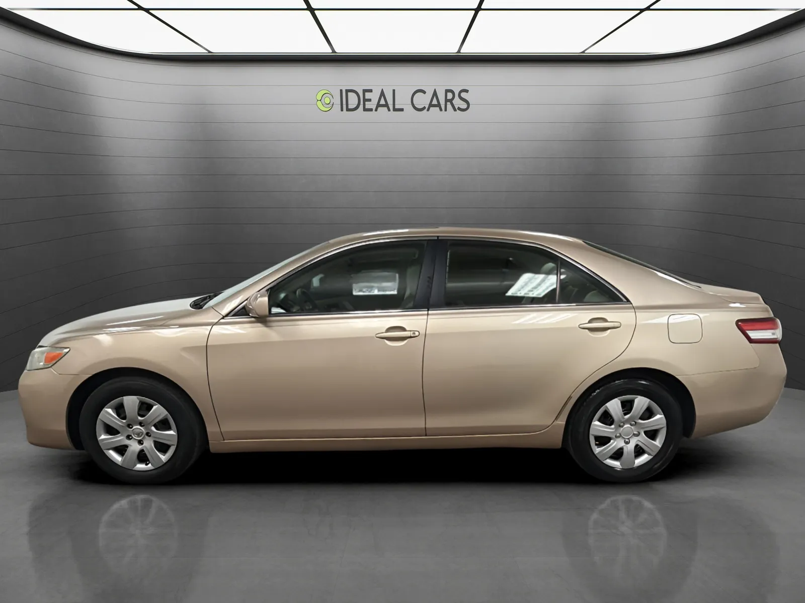 Toyota Camry photo 8