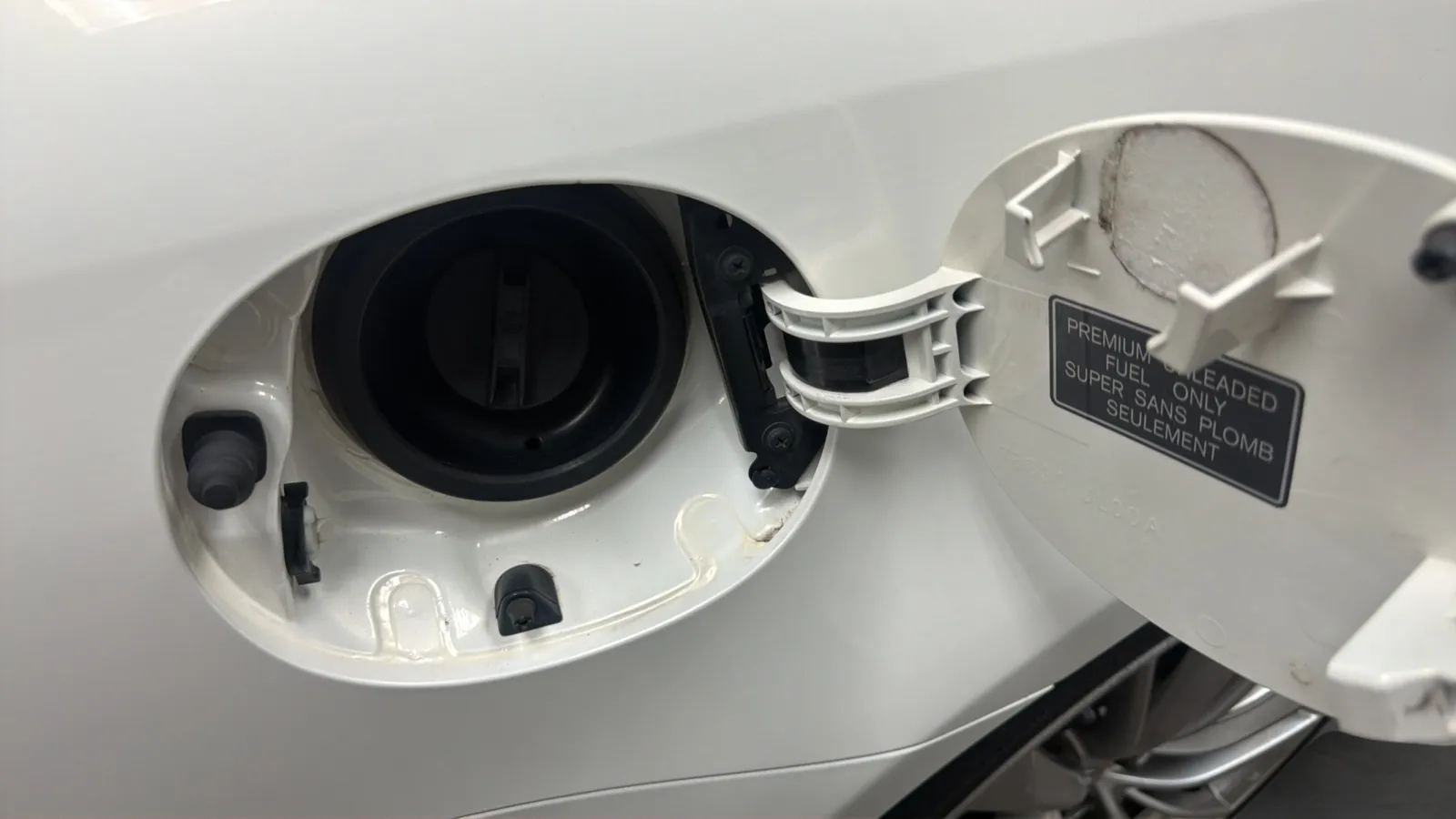 Infiniti G37 photo 29