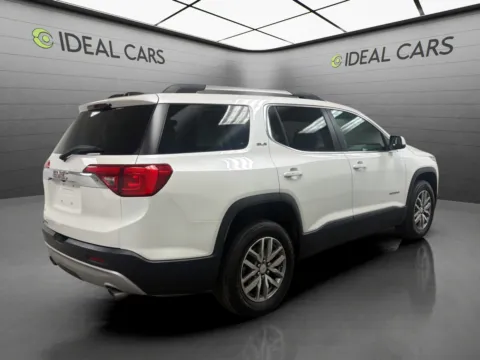More photos of 2018 GMC Acadia SLE-2 at Ideal Cars - East Mesa (Hill), AZ
