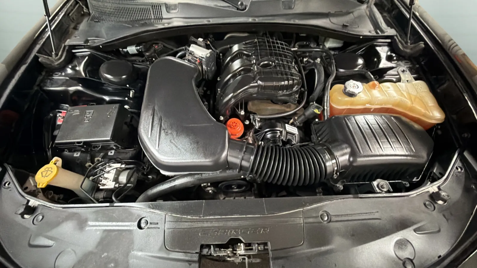 Dodge Charger photo 22