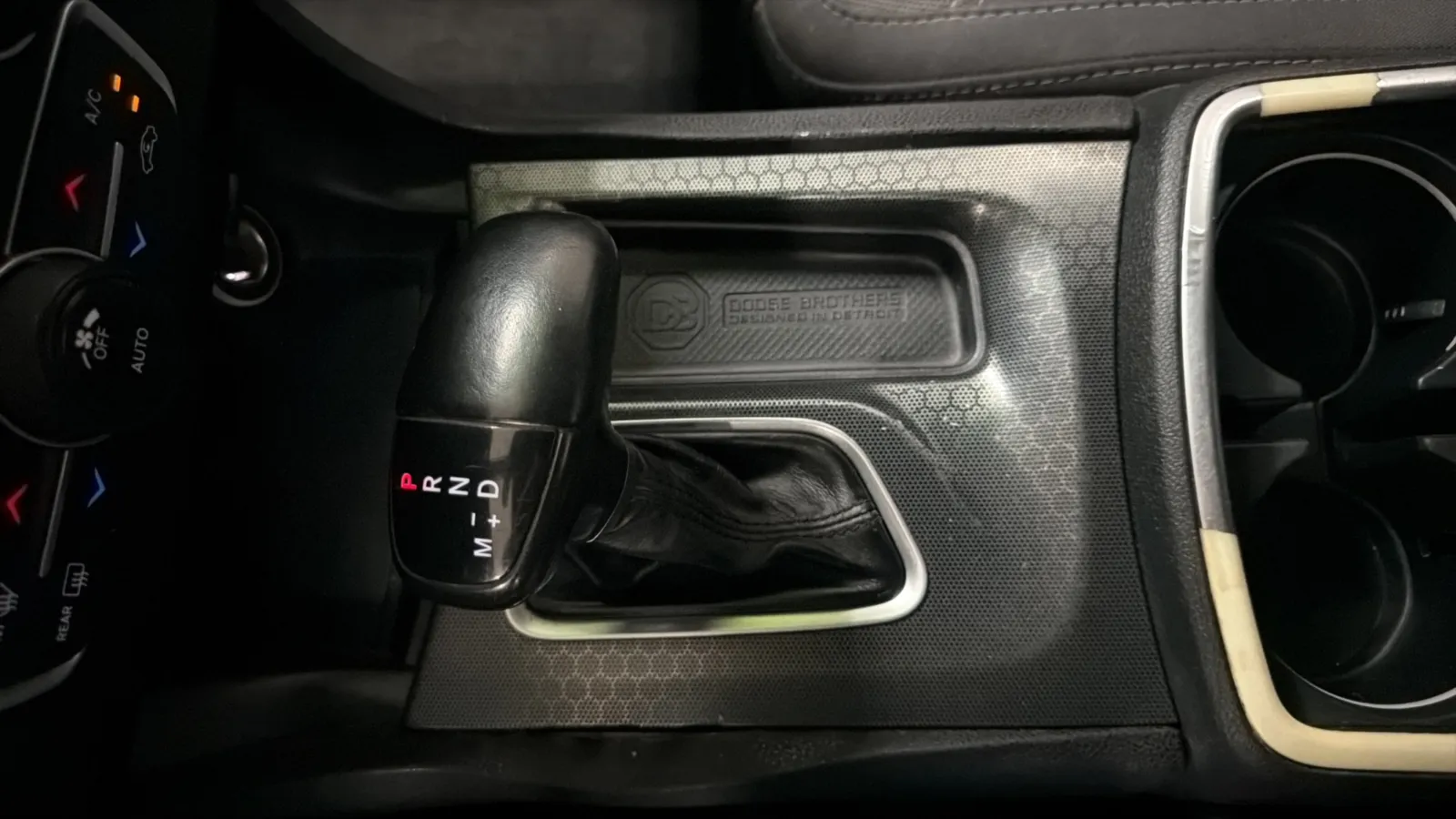 Dodge Charger photo 13