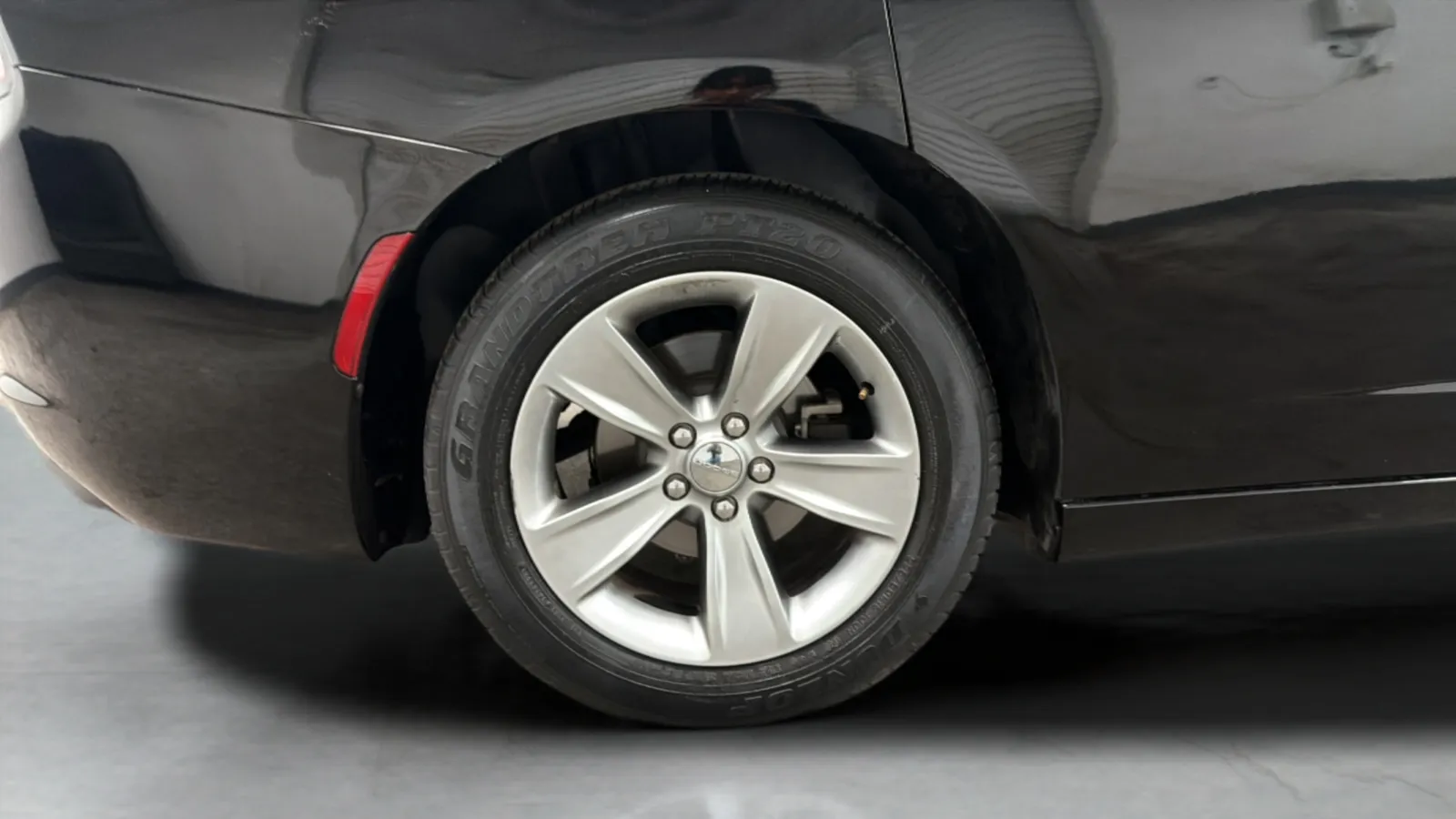 Dodge Charger photo 26