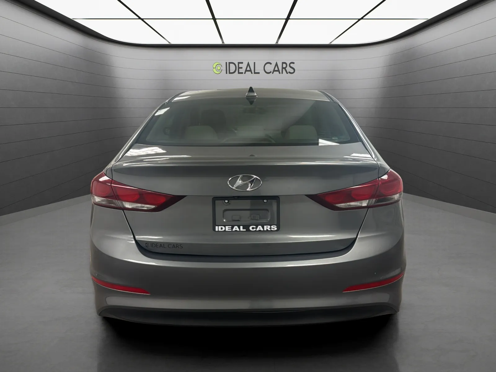 Hyundai Elantra photo 6