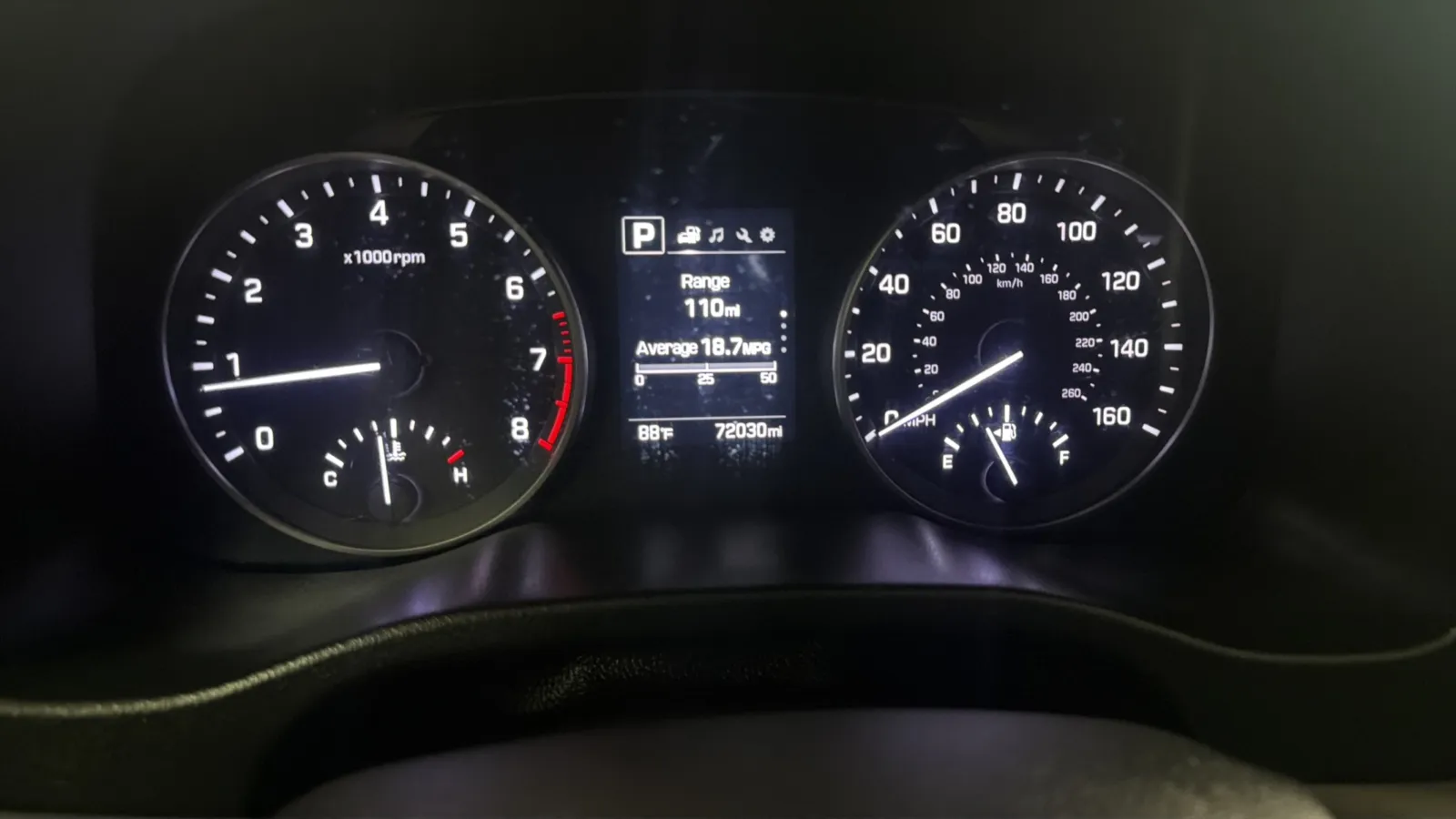Hyundai Elantra photo 12