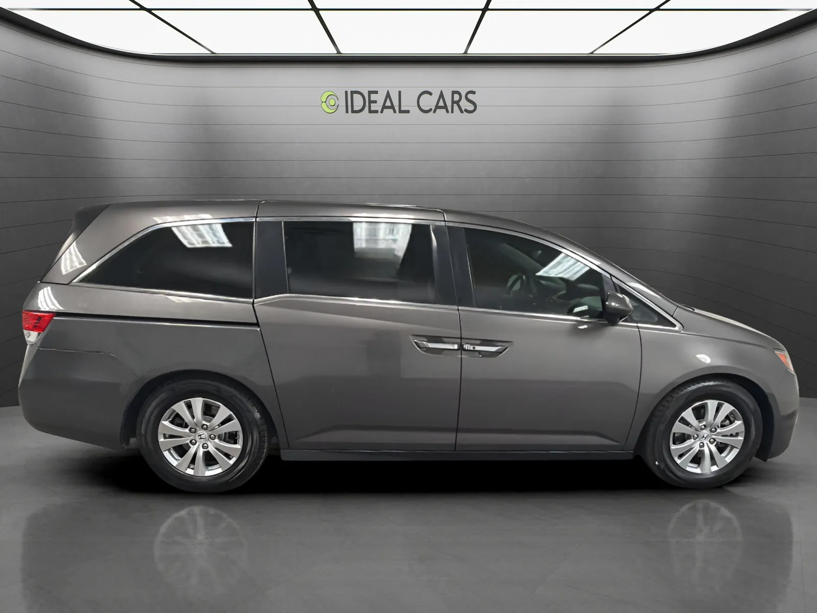 Honda Odyssey photo 4