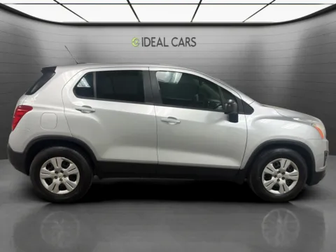 More photos of 2015 Chevrolet Trax LS at Ideal Cars - East Mesa (Hill), AZ